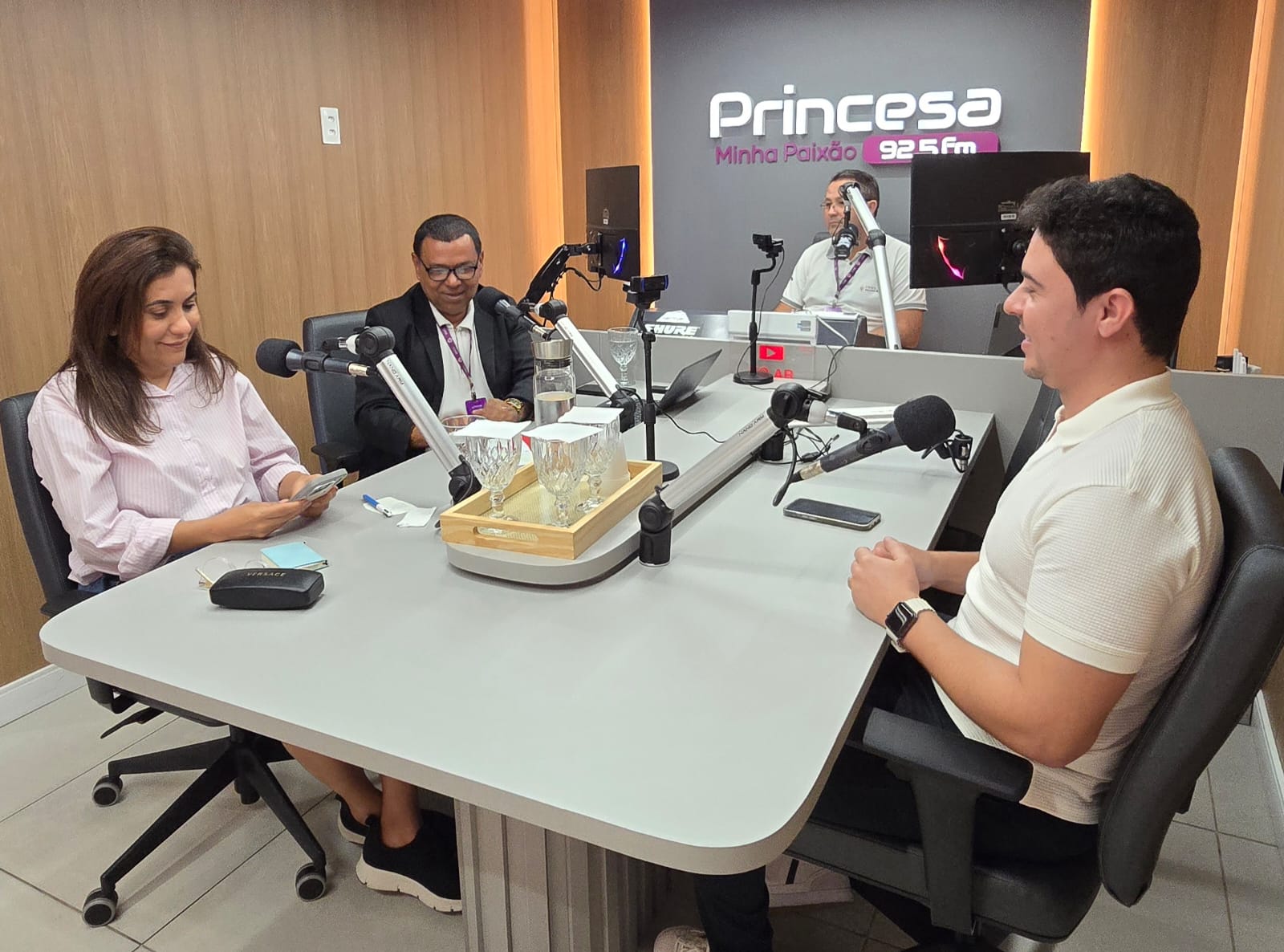 PREFEITURA DE PRINCESA INJETA R$ 4 MILHÕES NA ECONOMIA COM PAGAMENTO A SERVIDORES E IPM