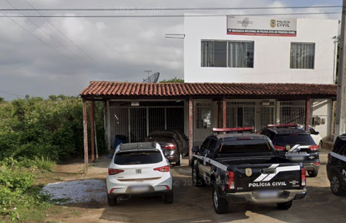 Homem é preso após agredir esposa por não gostar de elogio nas redes sociais, em Pricesa Isabel
