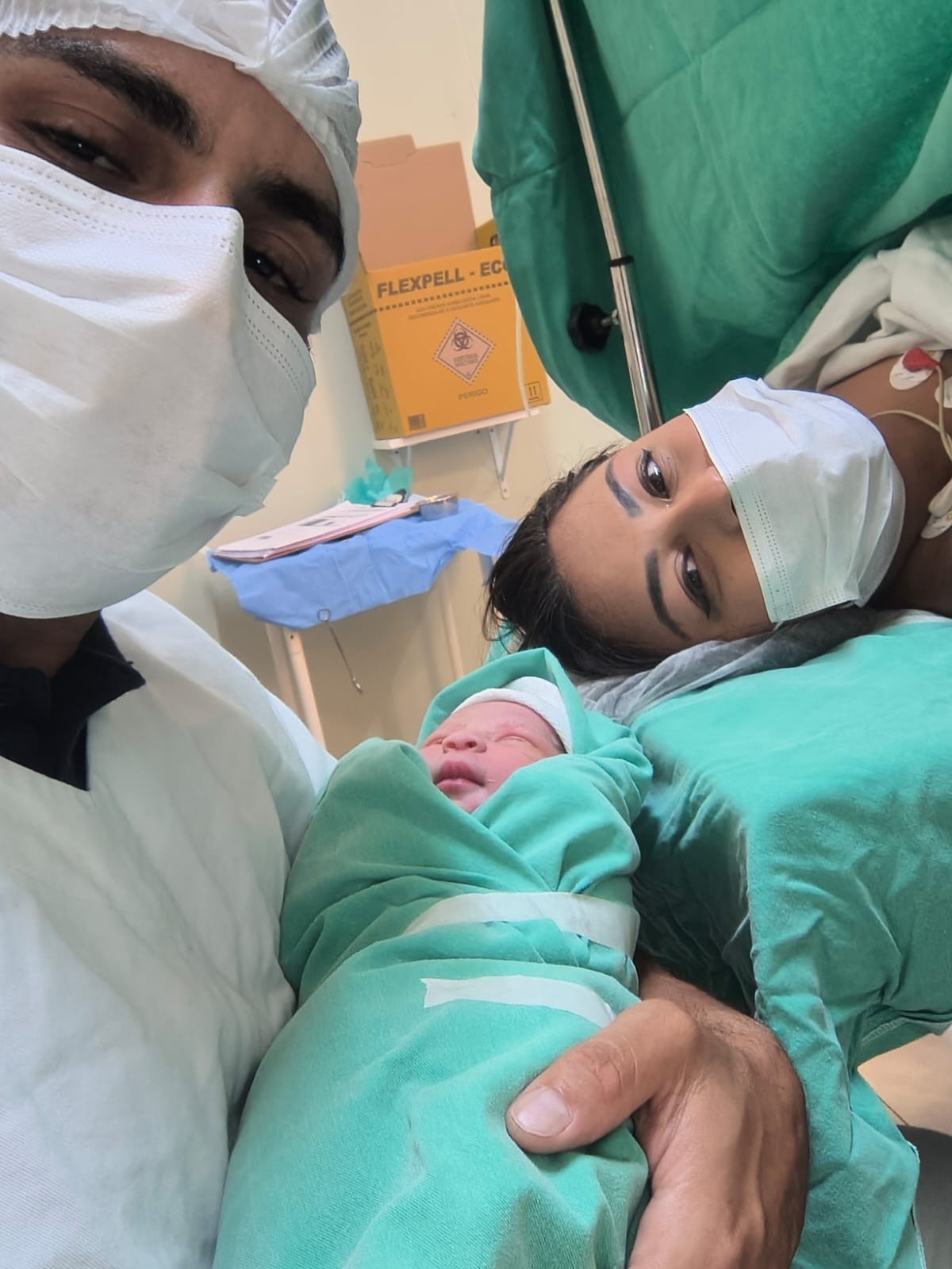 Após casamento em maternidade e gestação marcada por complicações, bebê nasce em João Pessoa