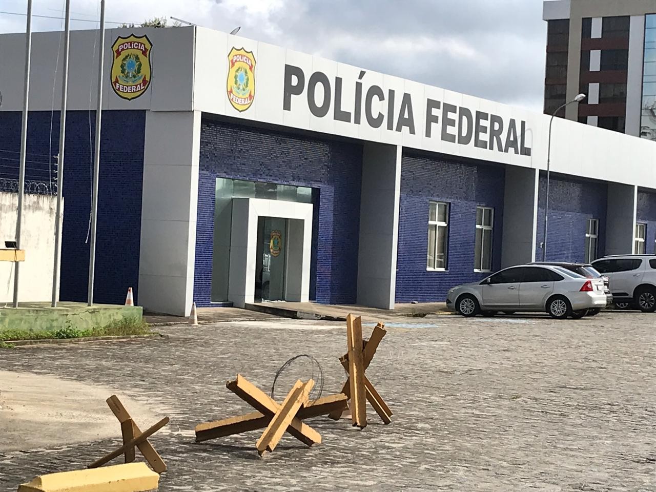 Polícia Federal investiga organização criminosa suspeita de fraudar empréstimos na Paraíba