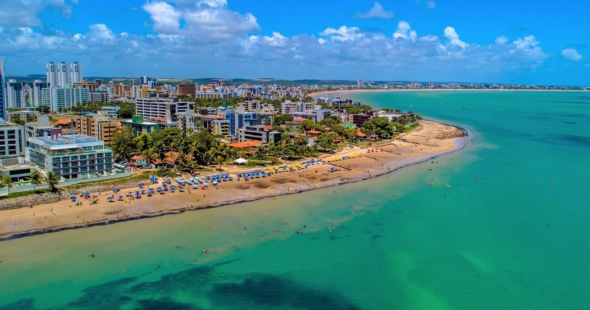 Justiça determina instalação de placas sobre qualidade da água nas praias de João Pessoa