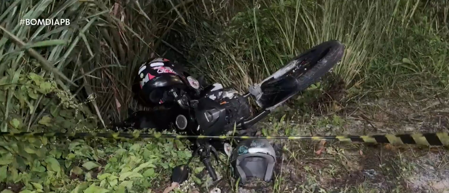 Filho lamenta morte de pastora após carro invadir contramão e atingir moto na PB-008: ‘Amava todo mundo’