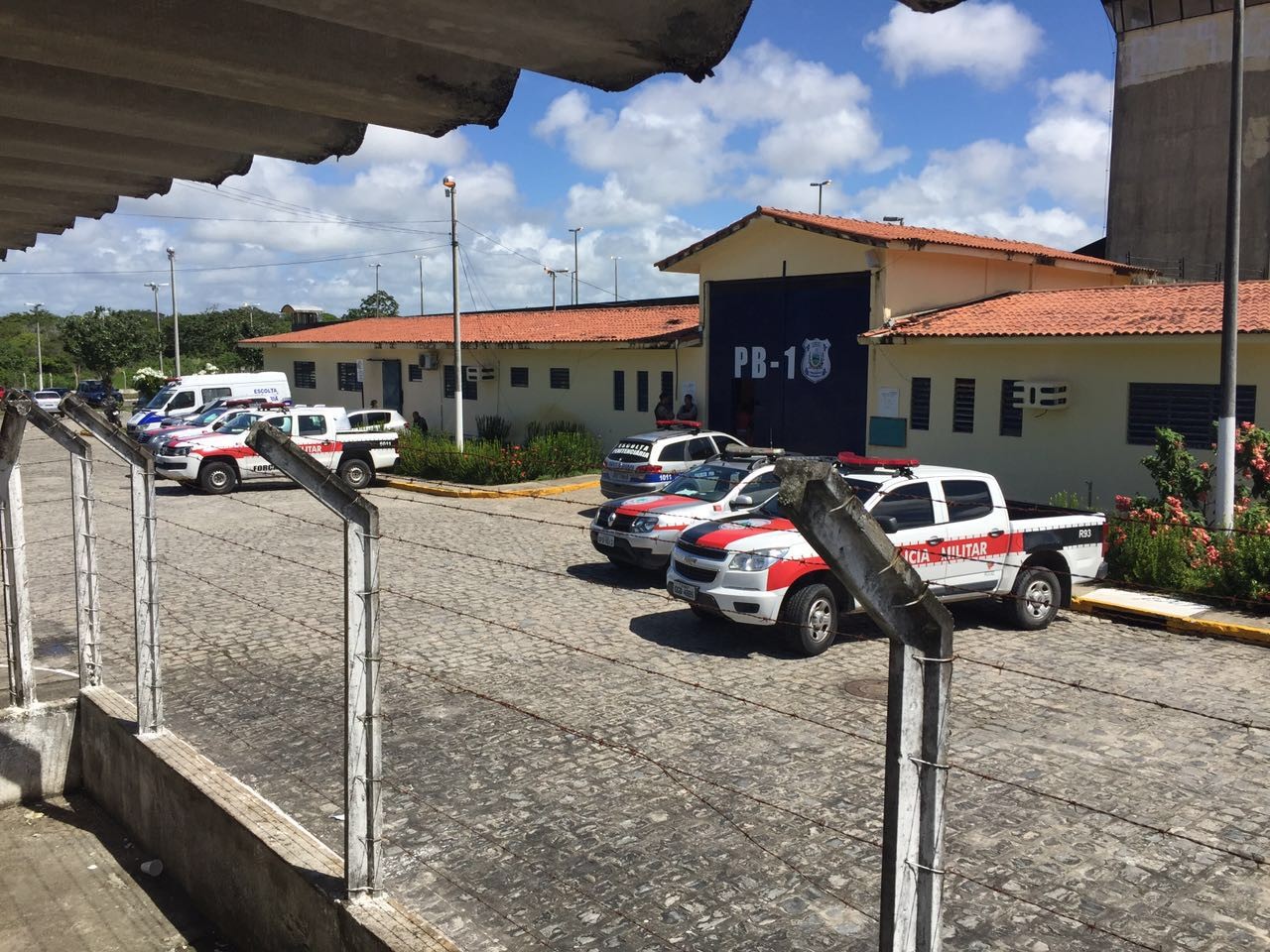 MP aponta controle de facções criminosas e risco ambiental no entorno de presídio em João Pessoa
