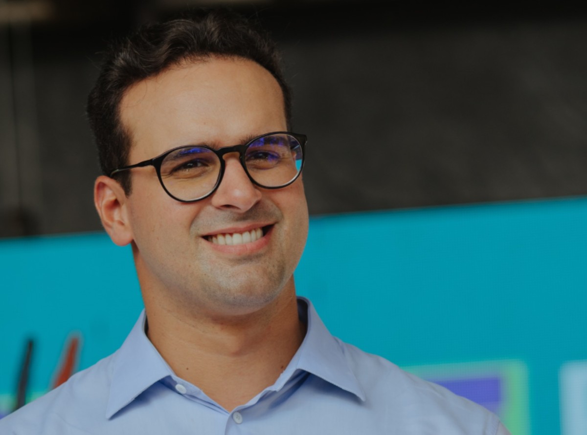 Quem é Lucas Ribeiro, atual governador da Paraíba após renúncia de João Azevêdo