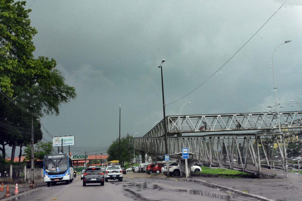 Inmet emite dois alertas de chuvas intensas para cidades da Paraíba
