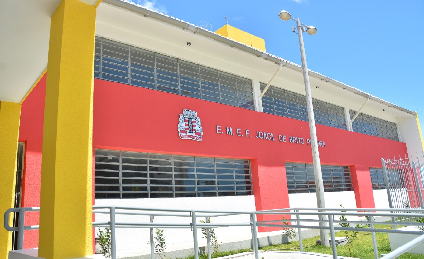 Professores da educação das redes estadual e municipal da PB paralisam atividades nesta quarta (15)